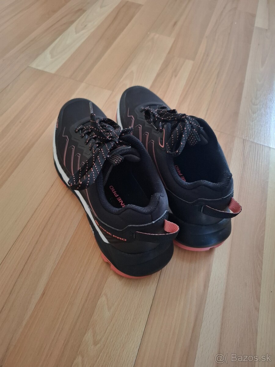 Predám ALPINE PRO NOALA - 3