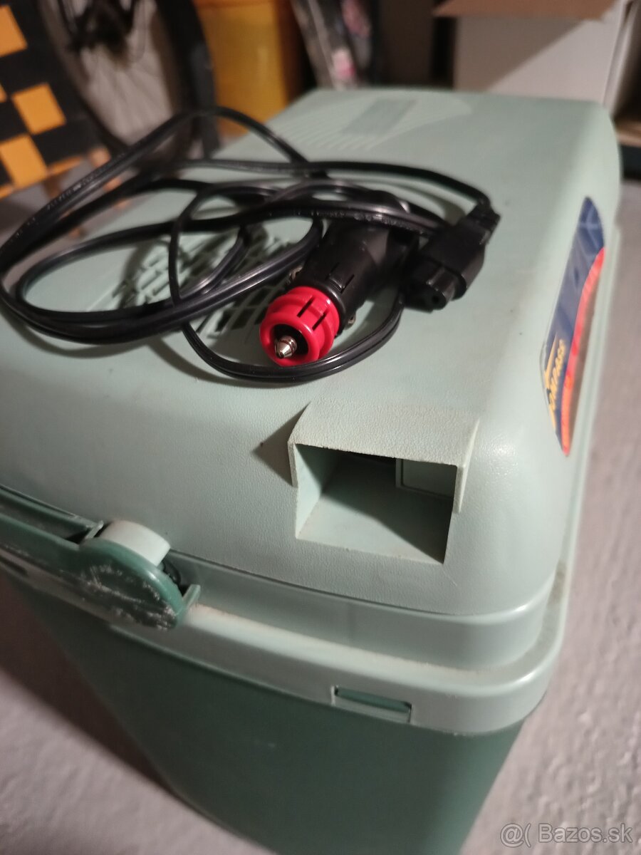 Chladiaci box do auta na 12V - 3