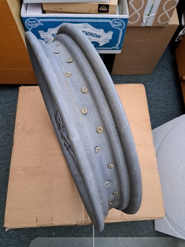 Kolo 18" pro Aero 662_2 - 3