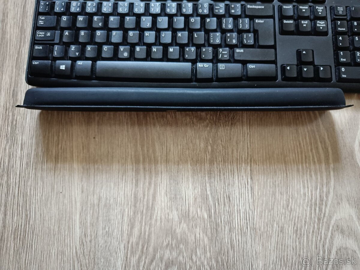 Opierka zápästia ku klávesnici - 3
