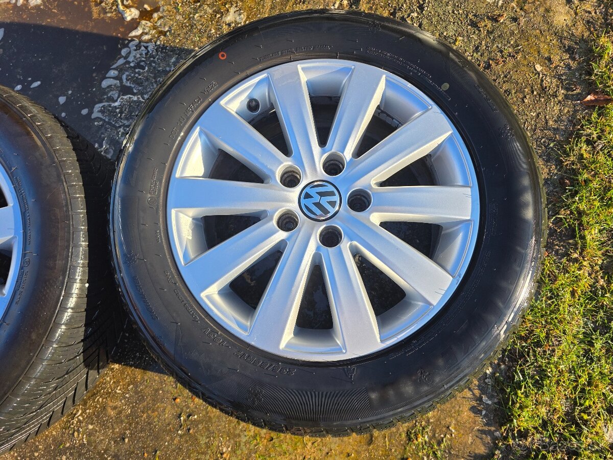 Komplet set vw T5 T6 235/55R17 - 3