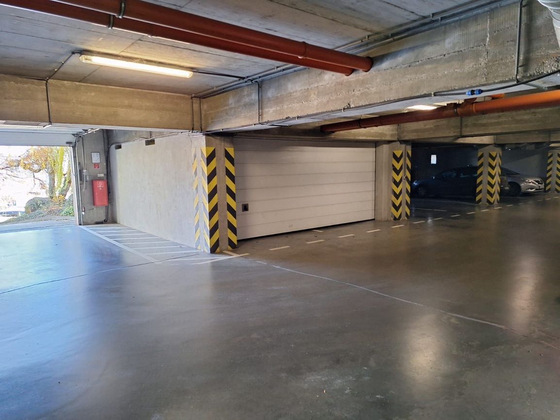 Na predaj - dvoj-garáž 6x7m , ul. Tupého, Bratislava III T - 3