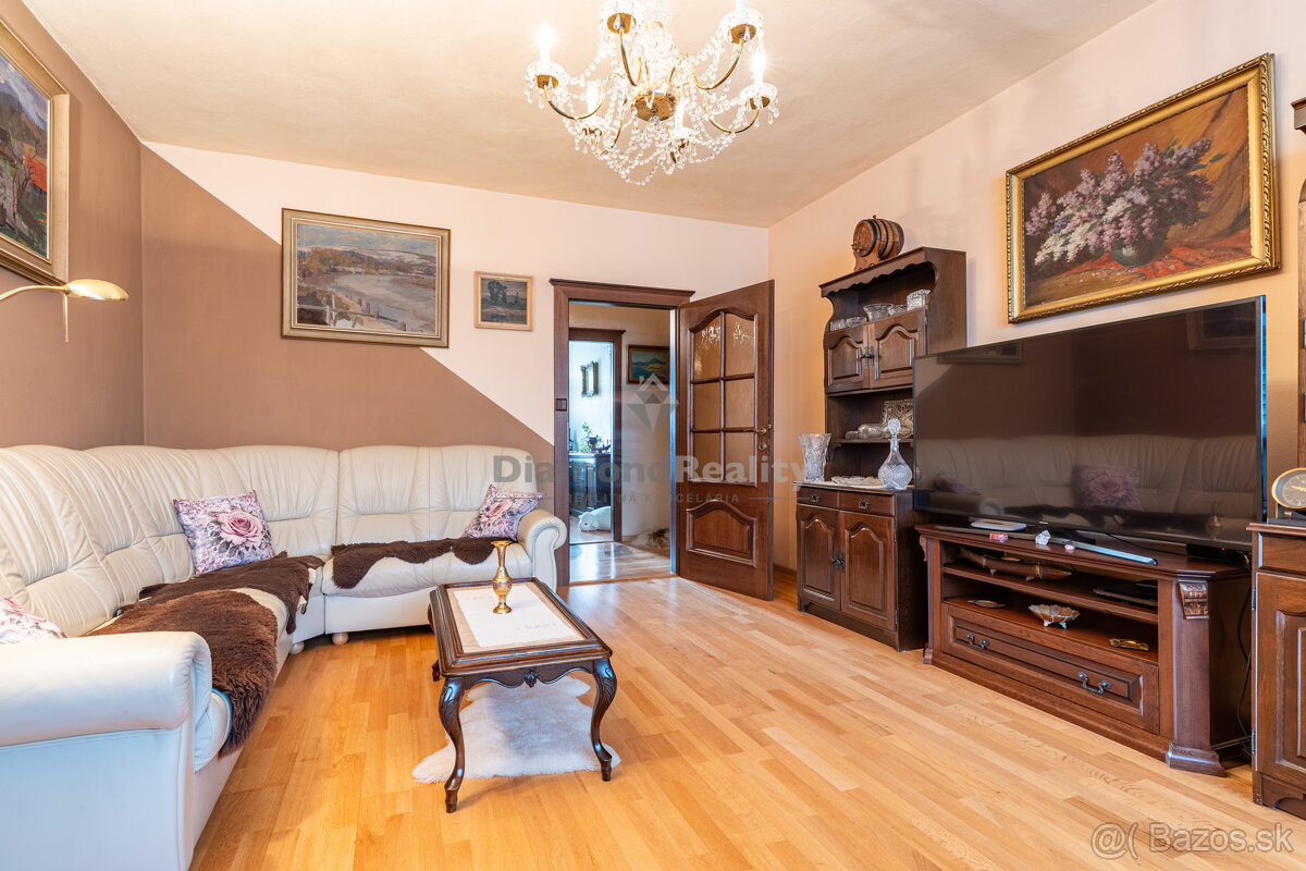 NA PREDAJ 4 IZBOVÝ BYT (79m2 + LOGGIA) S VÝNIMOČNÝM DIZAJNOM - 3