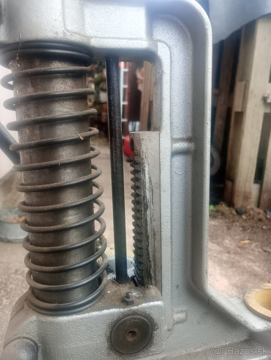 Stojan pod vrtacku - 3