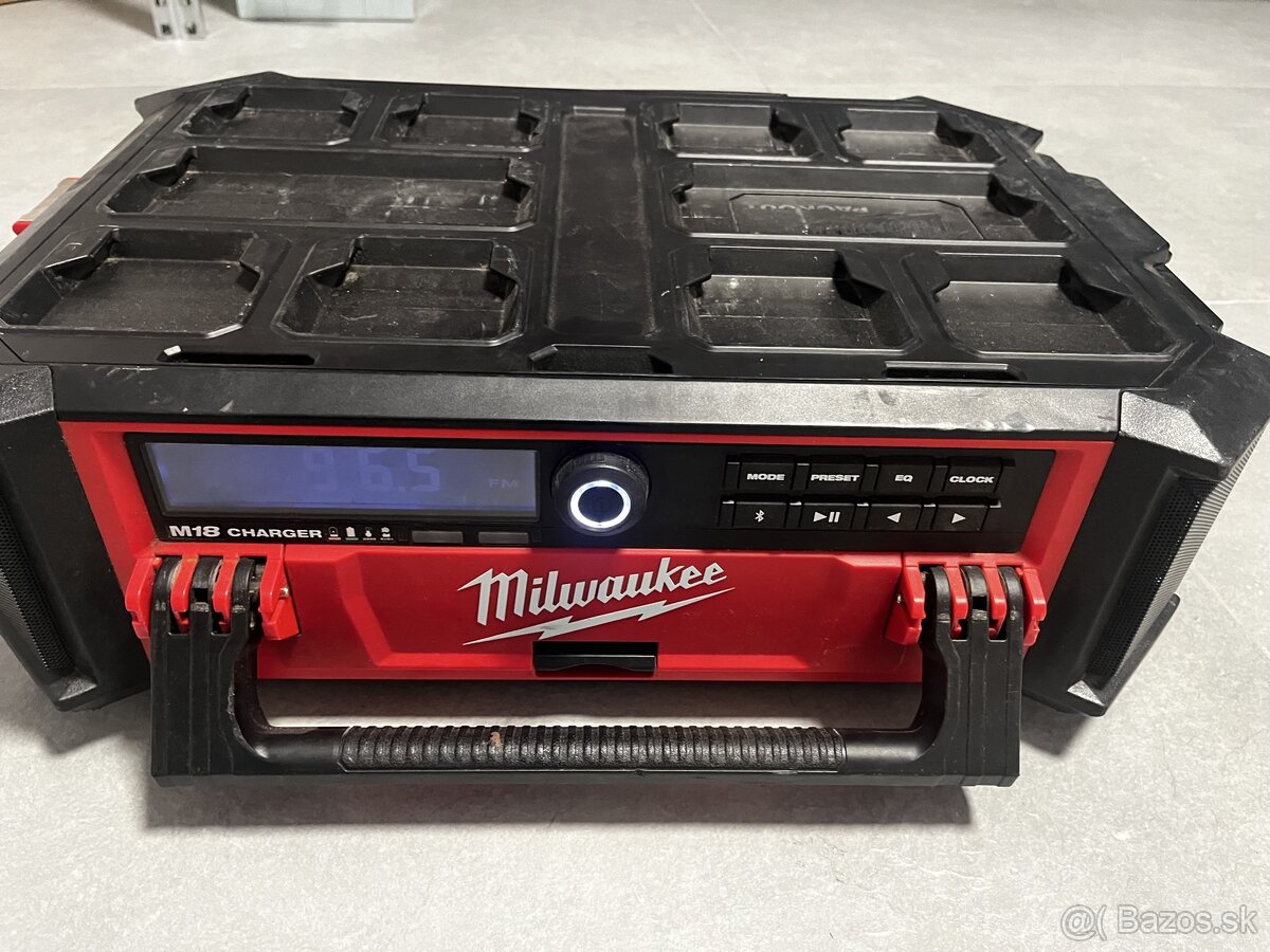 Milwaukee rádio packout americká verzia - 3