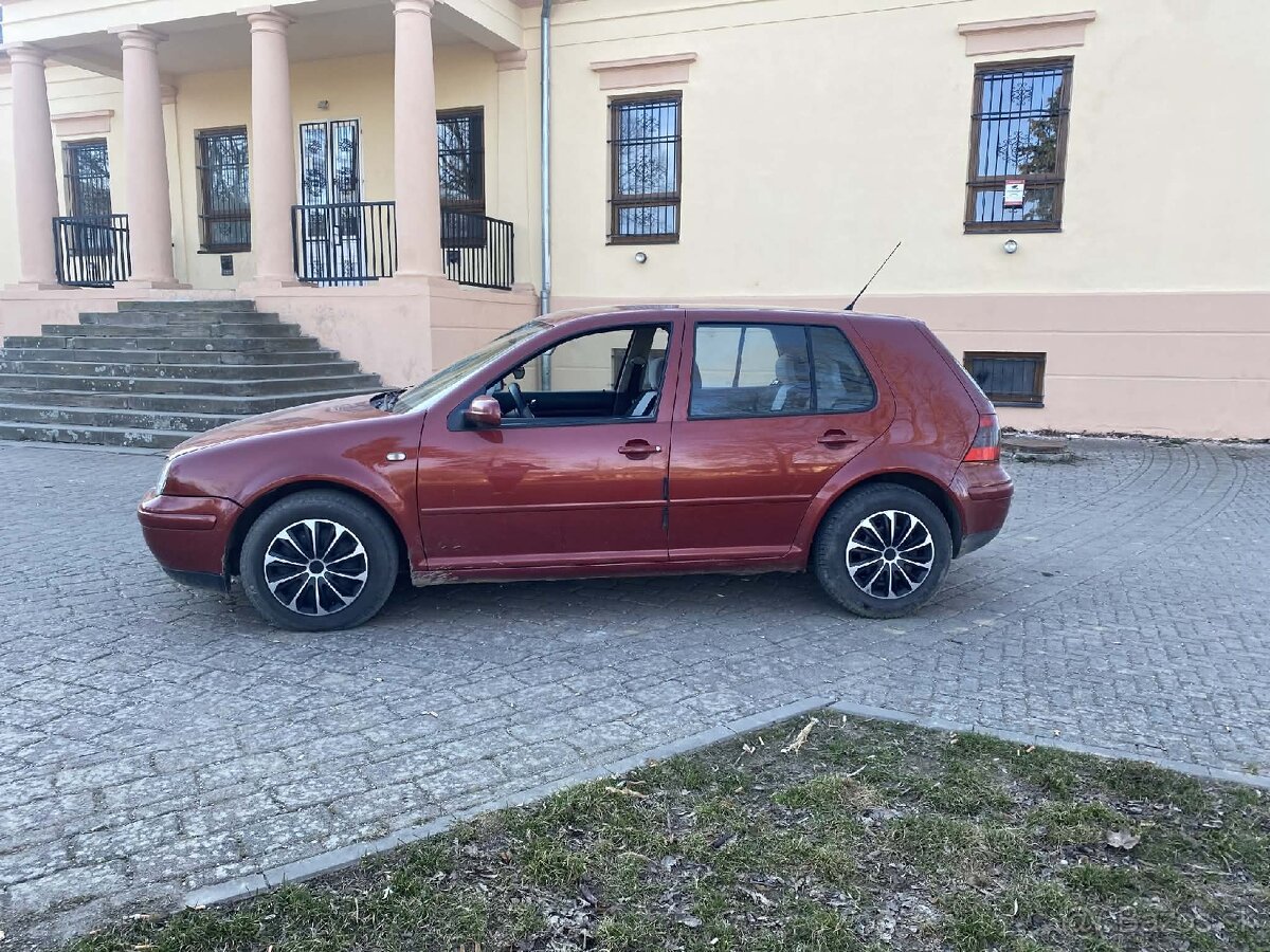 Predam Volkswagen Golf 4 1.9 Tdi - 3
