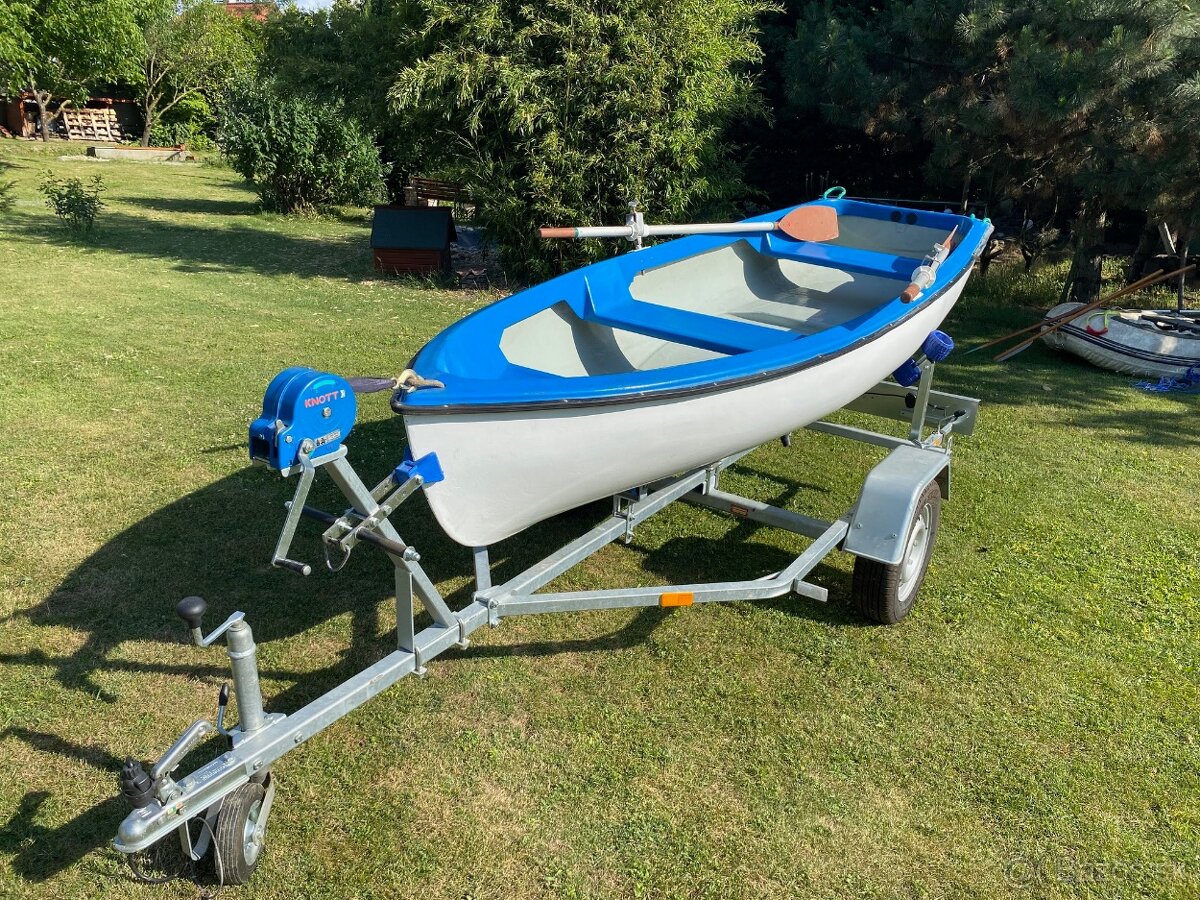 Predám laminátový čln s prívesom - 3