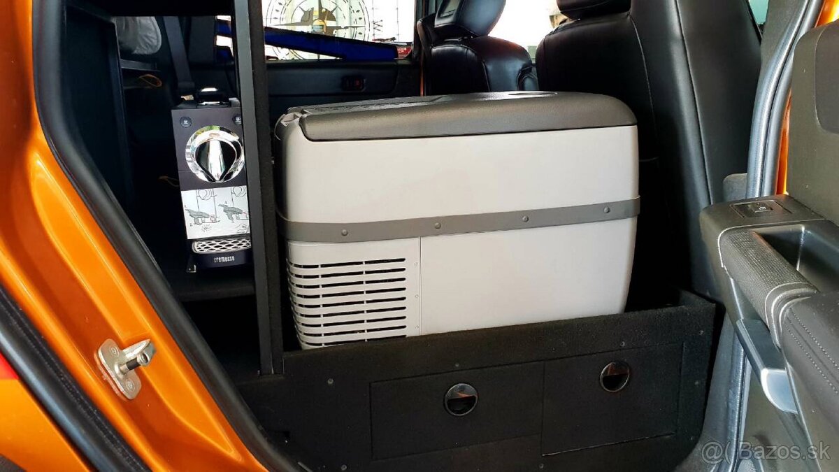 Predám Hummer H2 expedičný úprava