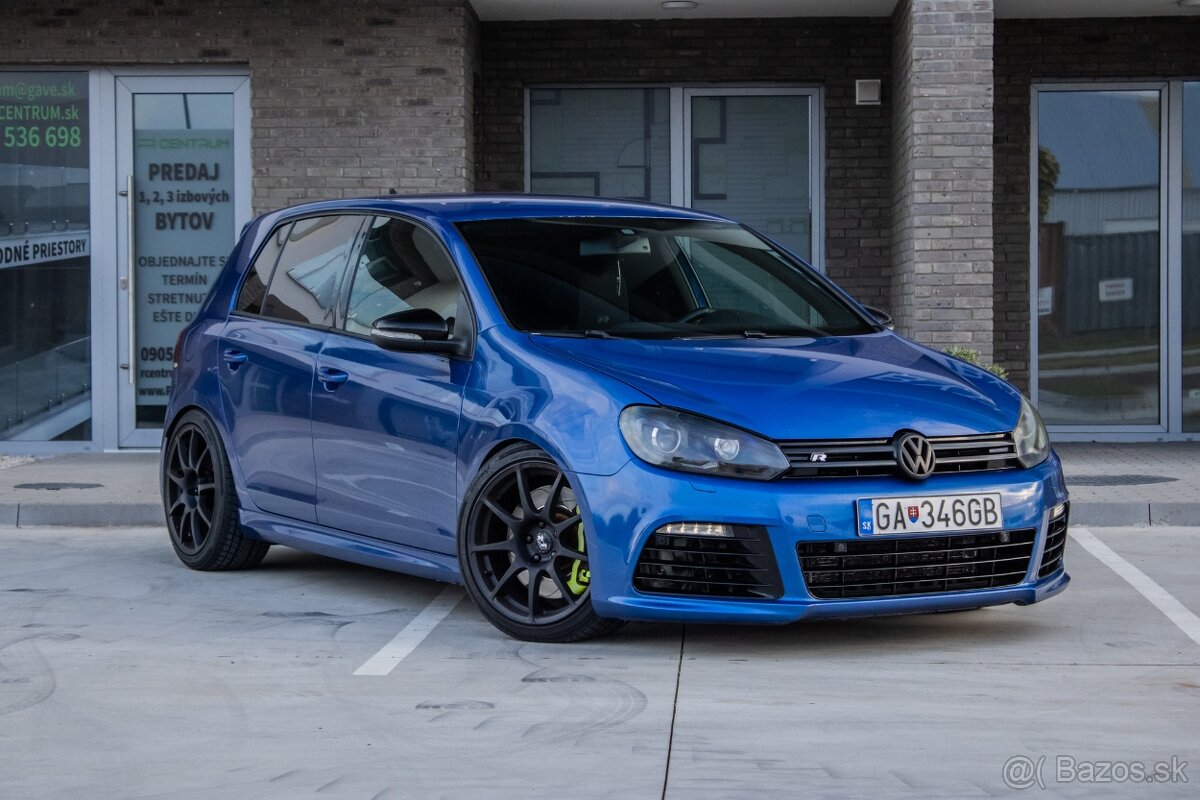 Volkswagen Golf 2.0 TFSI 270k R 4-Motion - 3
