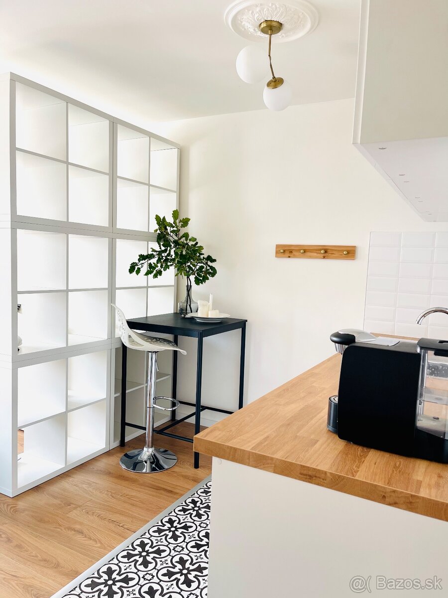 Prenájom - garzonka - 3