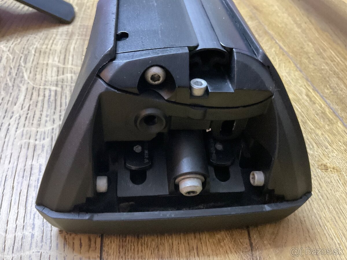 Strešný nosič YAKIMA S27 s kitom pre BMW X1, X3, X4, X5 - 3