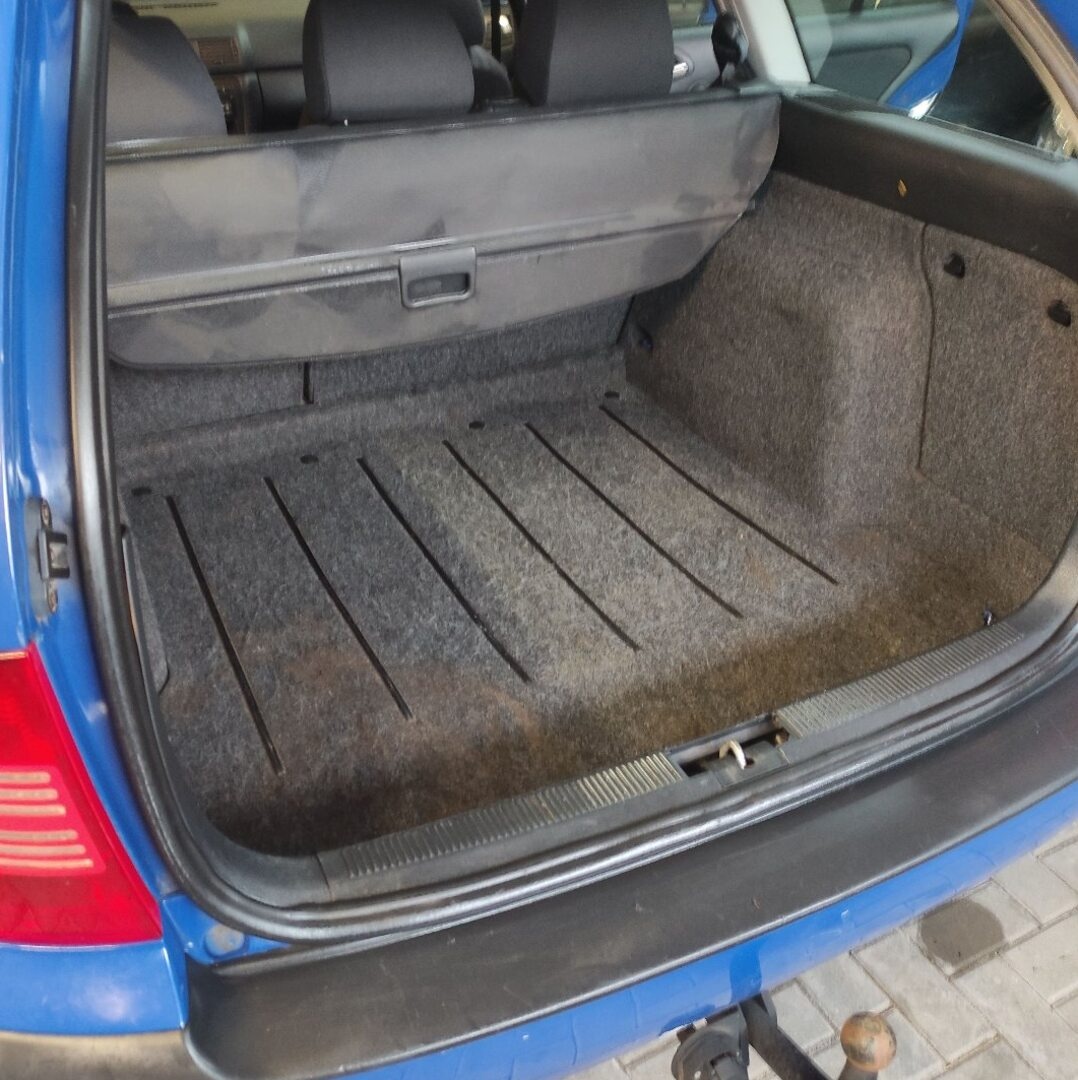 Škoda Octavia combi LPG Tour Modrá - 3