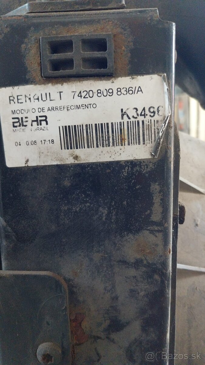 chladič Renault midlum - 3