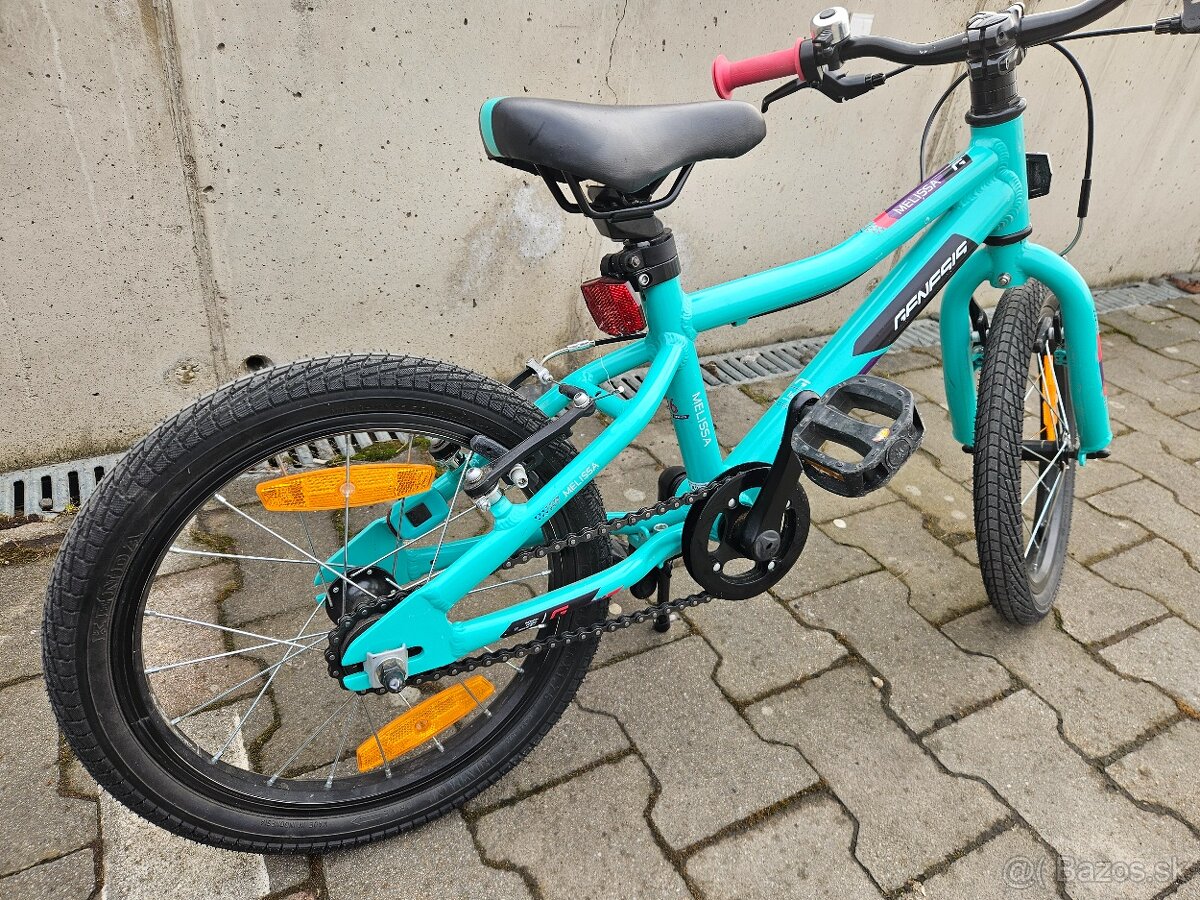 Genesis Melissa 16 - 3