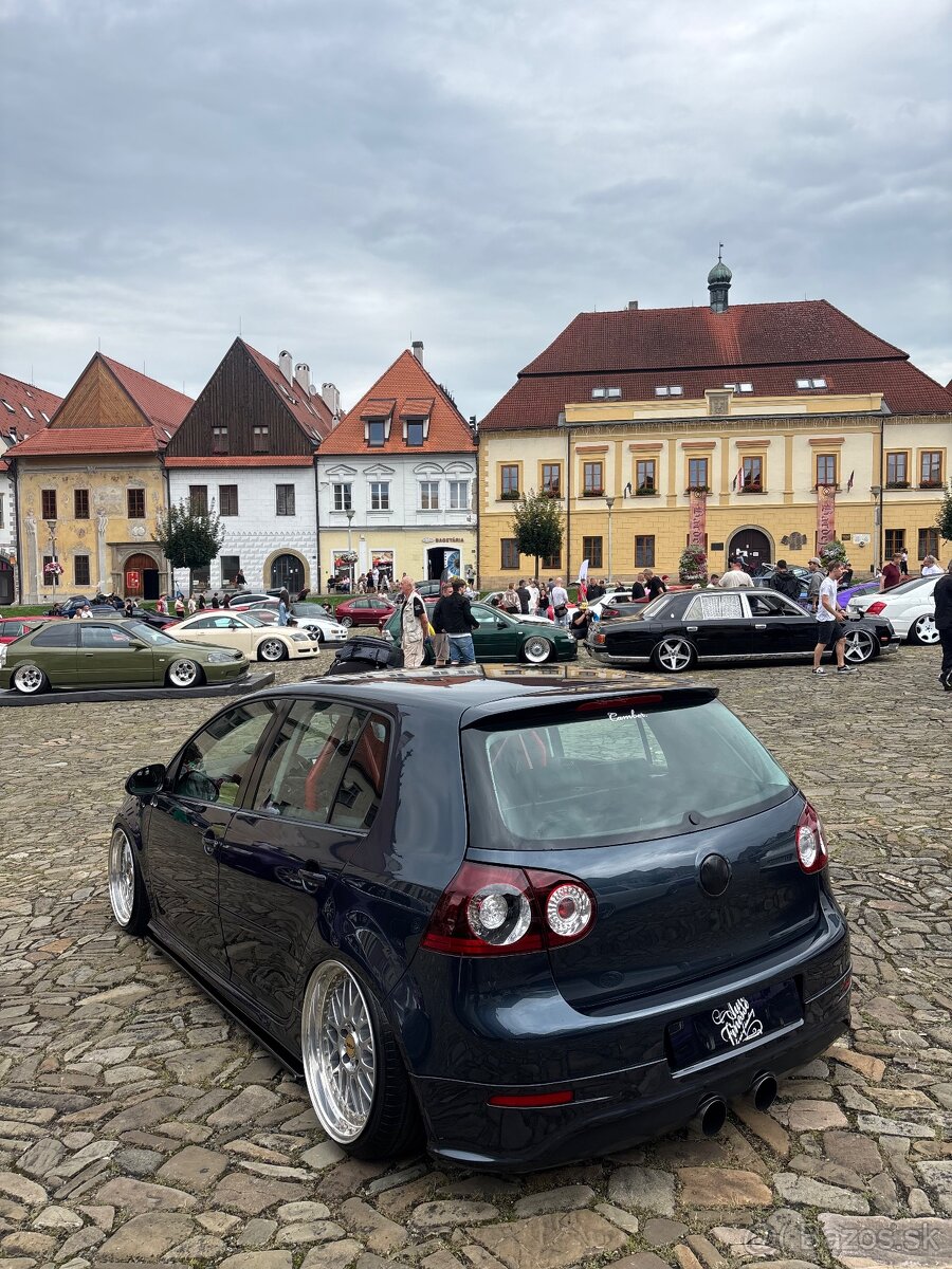 Volkswagen Golf 5 - 3