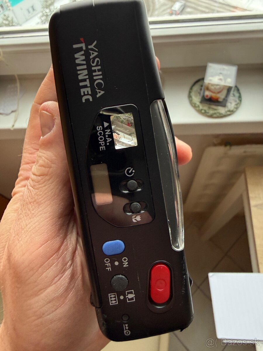 Yashica twintec AF - 3