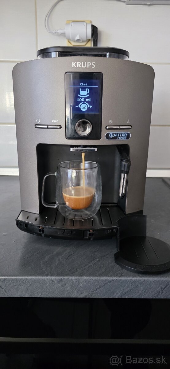 Kávovar Krups EA82 - 3