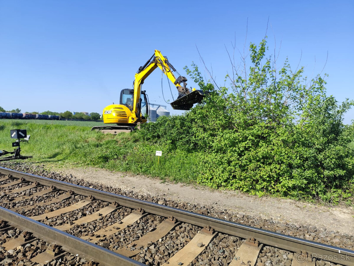 Bager JCB 8085, 8200kg. - 3