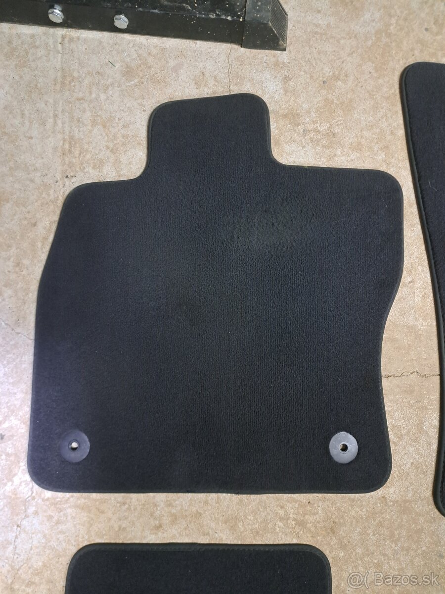 Koberčeky-Passat B8 - 3
