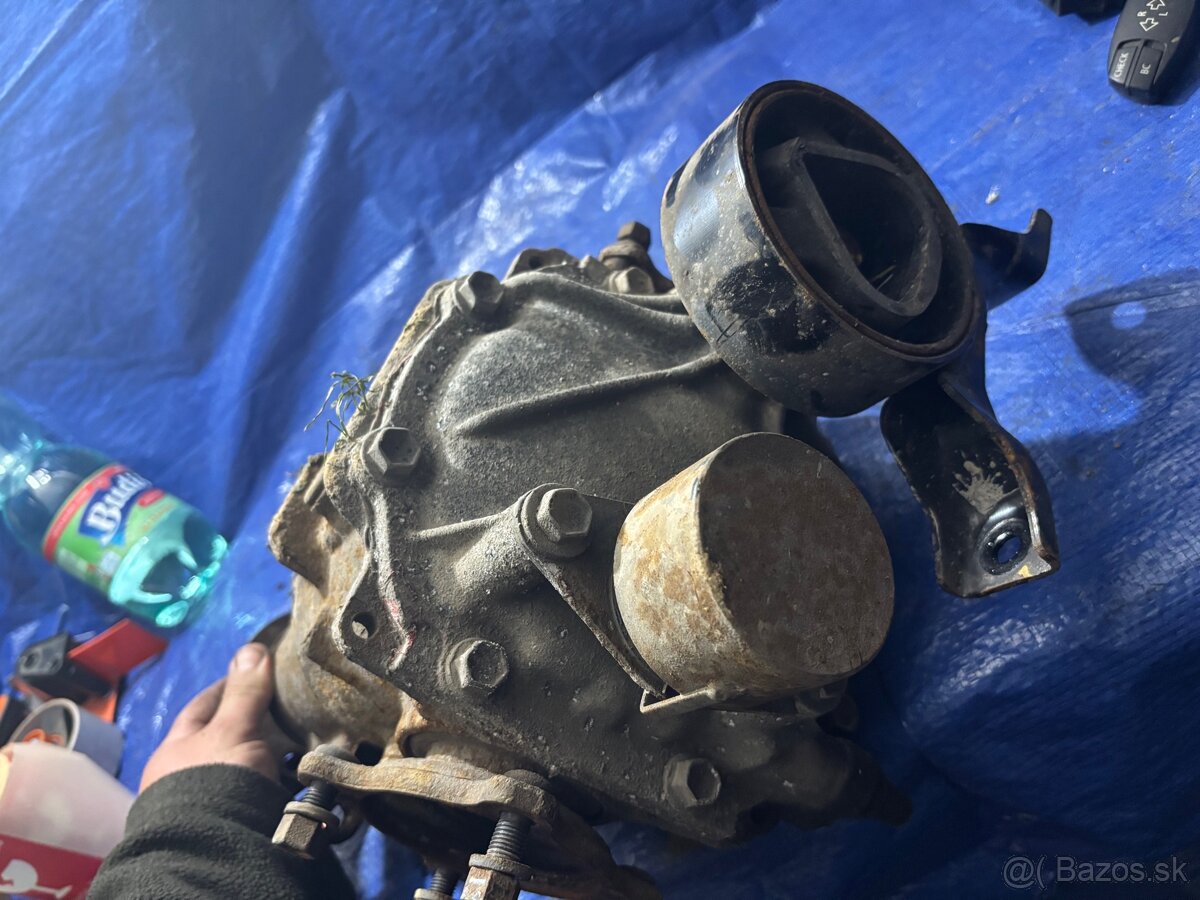 Zadny diferak Toyota rav4 - 3