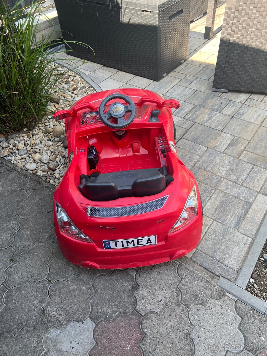 Predám detské elektrické autíčko Audi - 3