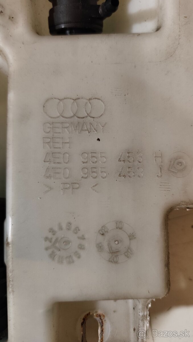 Nádržka ostreky Audi A8 D3 - 3
