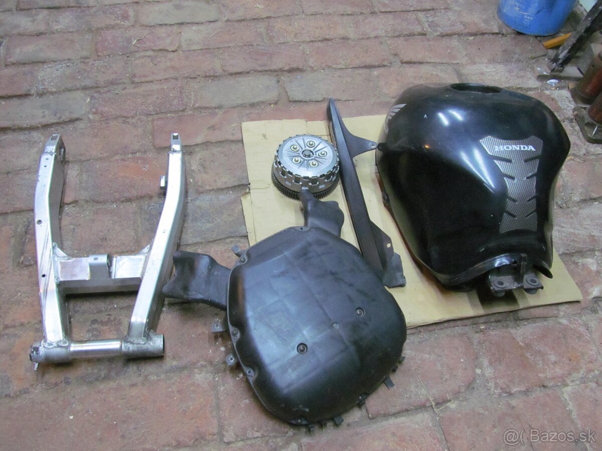 cbr 1100xx-karbec - 3