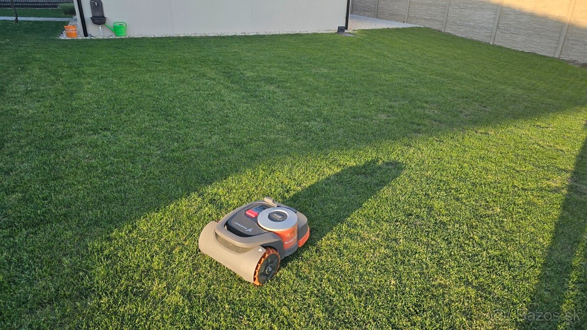 Robotická kosačka Segway Navimow H3000E - 3