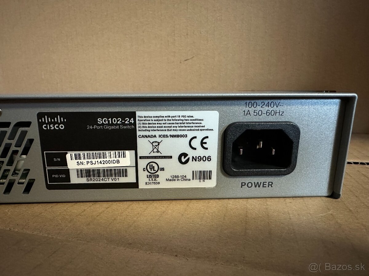 Cisco SG 102-24 24-Port Gigabit Switch - 3