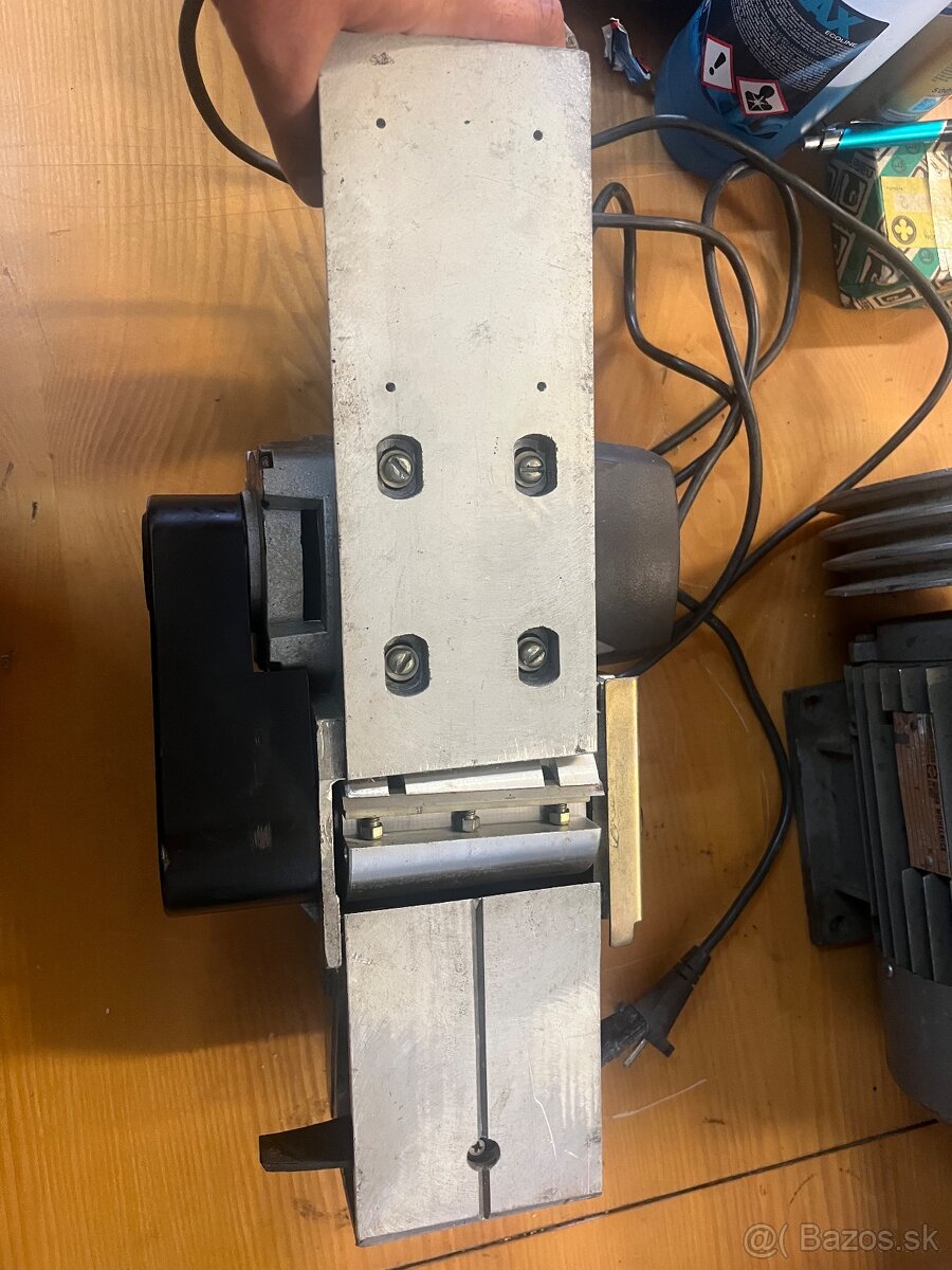 Rusky elektricky rucny hoblik - 3
