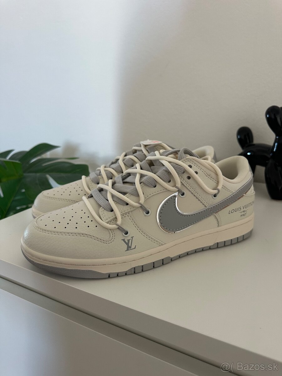 Nike Dunk LV - 3