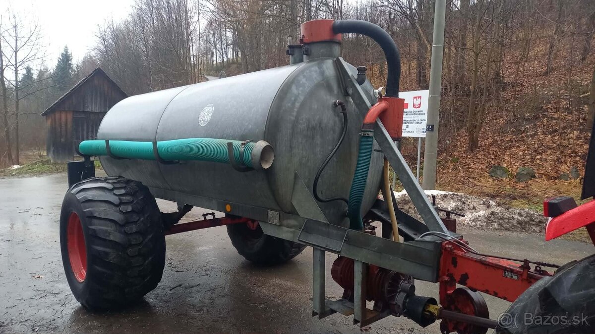 Fekálny voz 6000 L. - 3