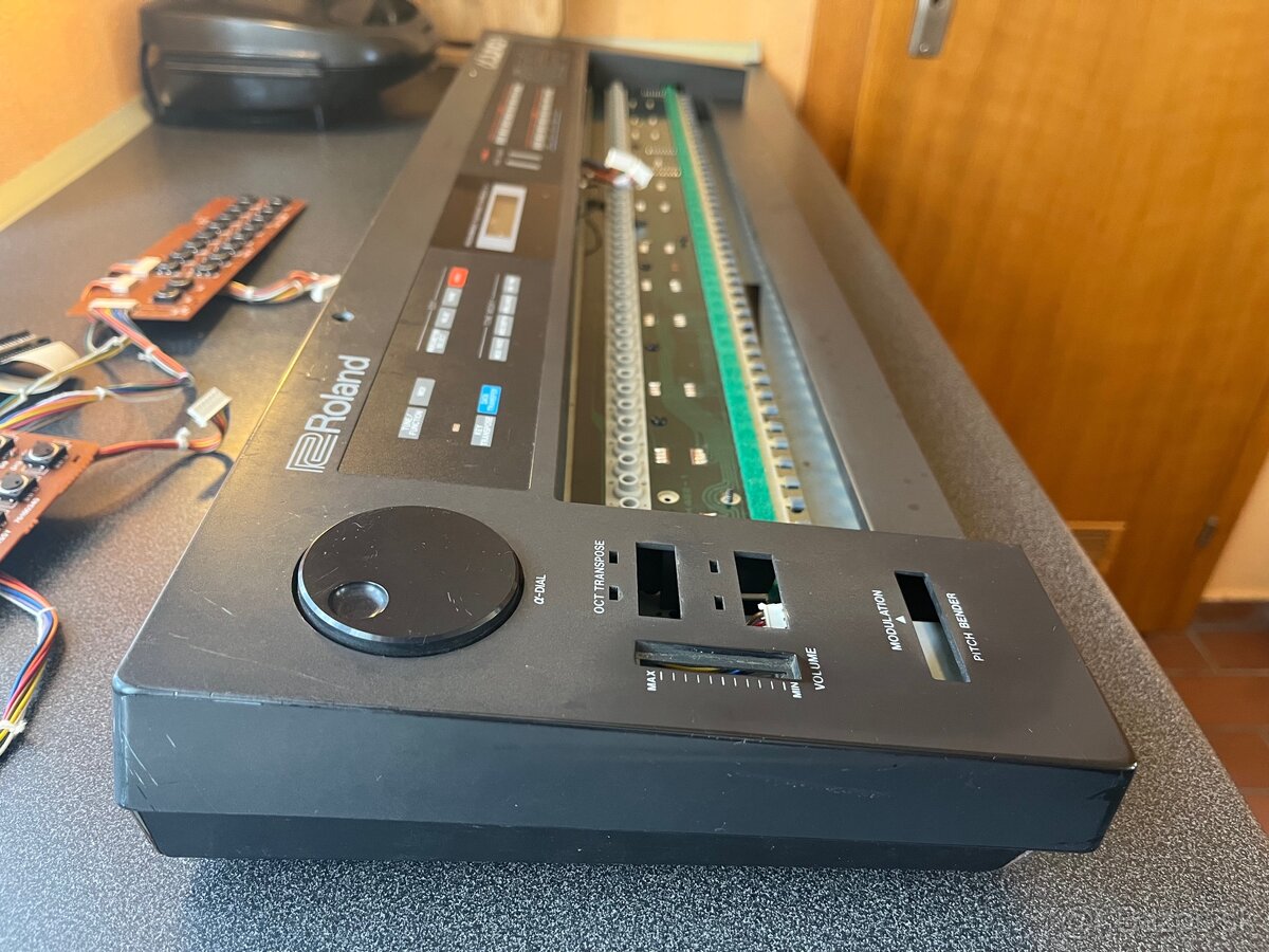 Roland Alpha Juno 1 a 2 náhradné diely - 3