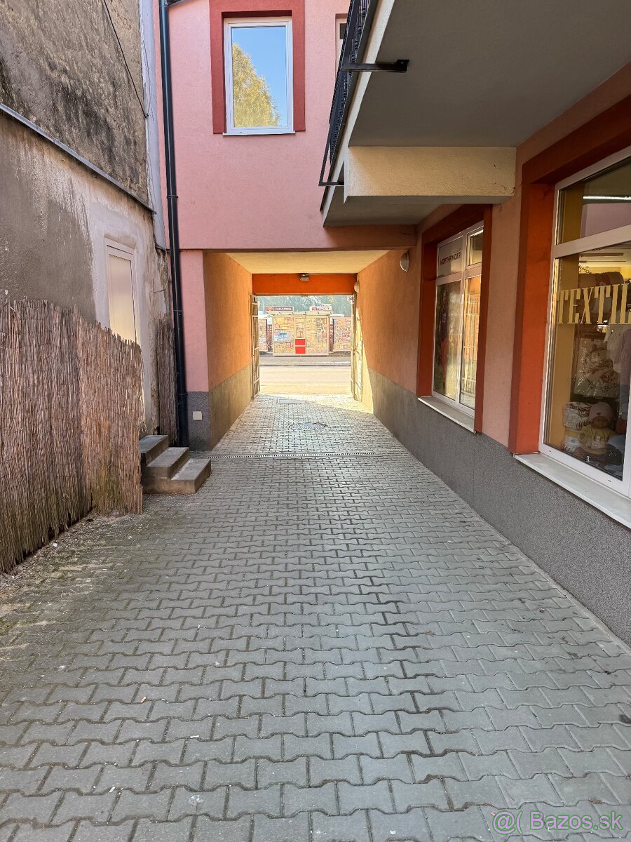 Prenájom obchodných a administratívnych priestorov v centre - 3