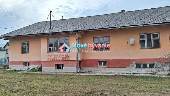 Vidiecky dom s potenciálom a veľkorysým pozemkom v obci Rožk - 3