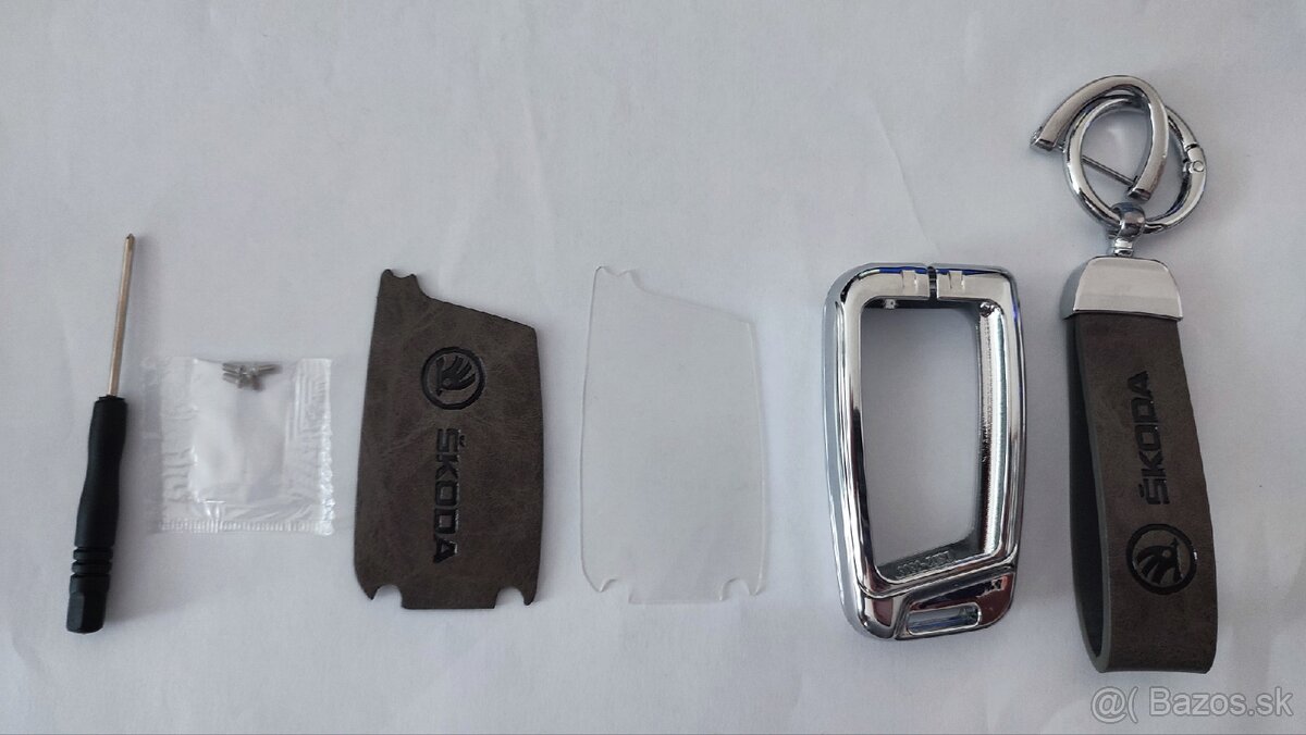 Ochranné puzdro s príveskom - 3