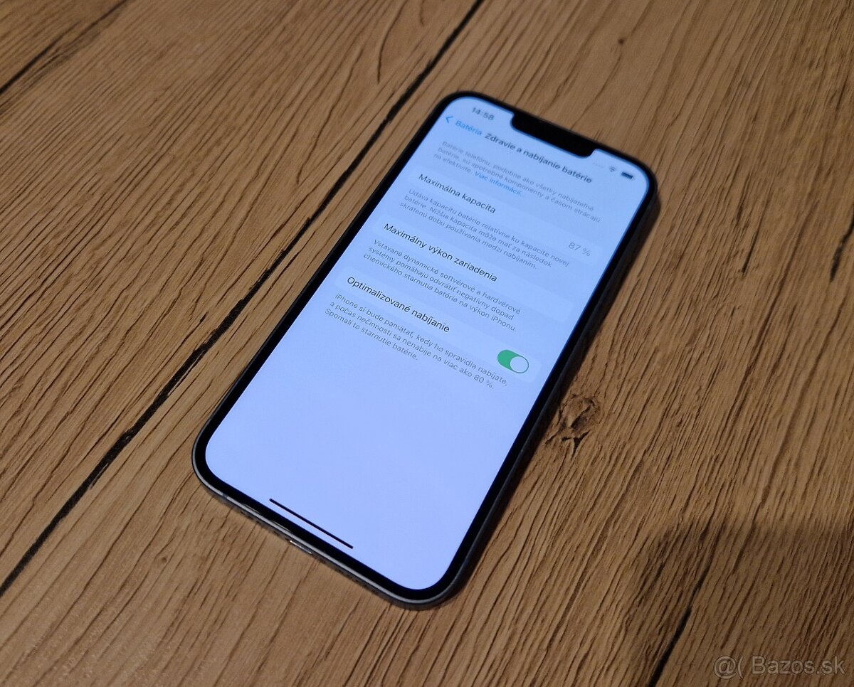 iPhone 14 256gb modrý - 3