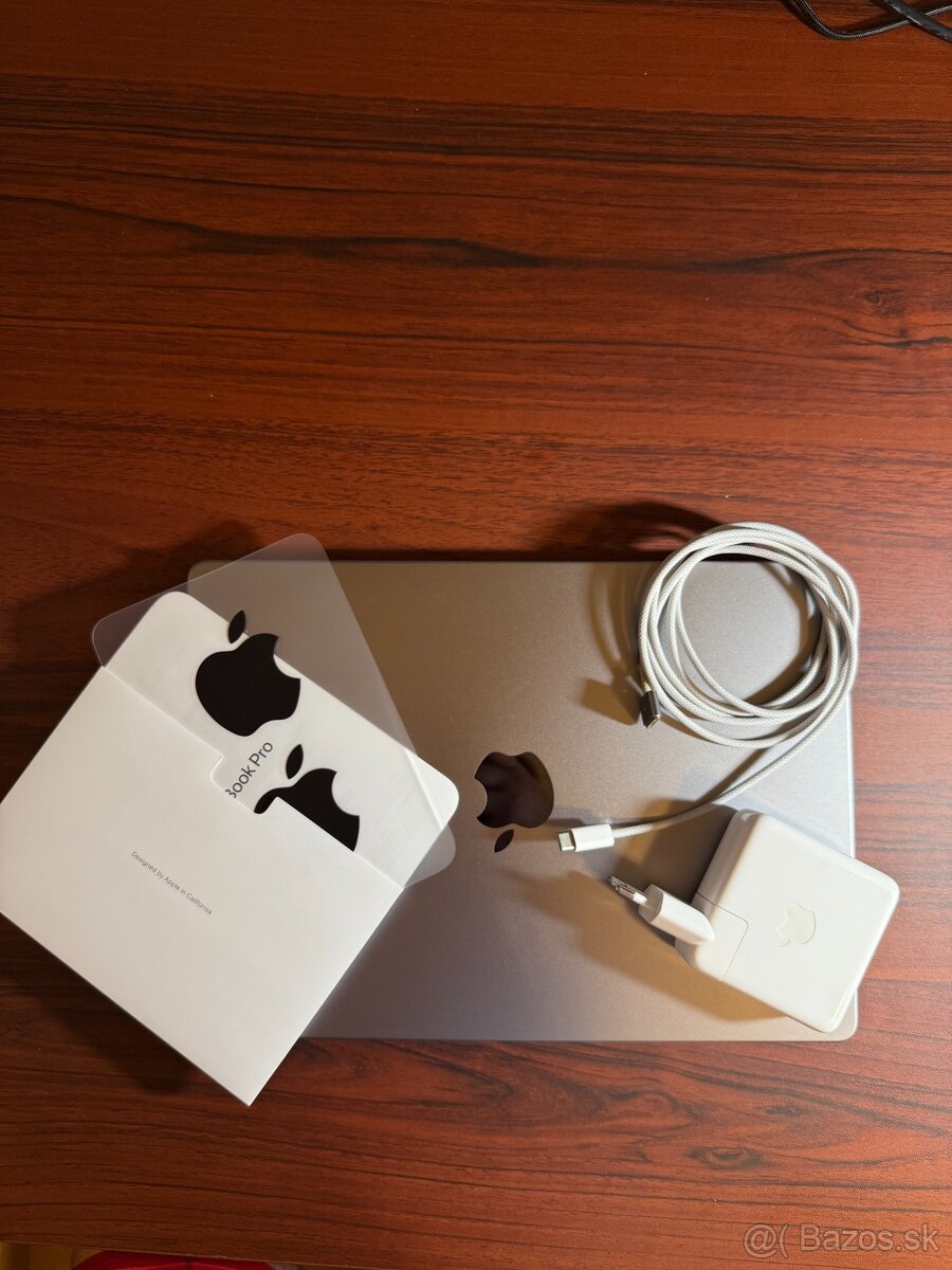 MacBook Pro 14" 2023 - čip M2 Pro - 3