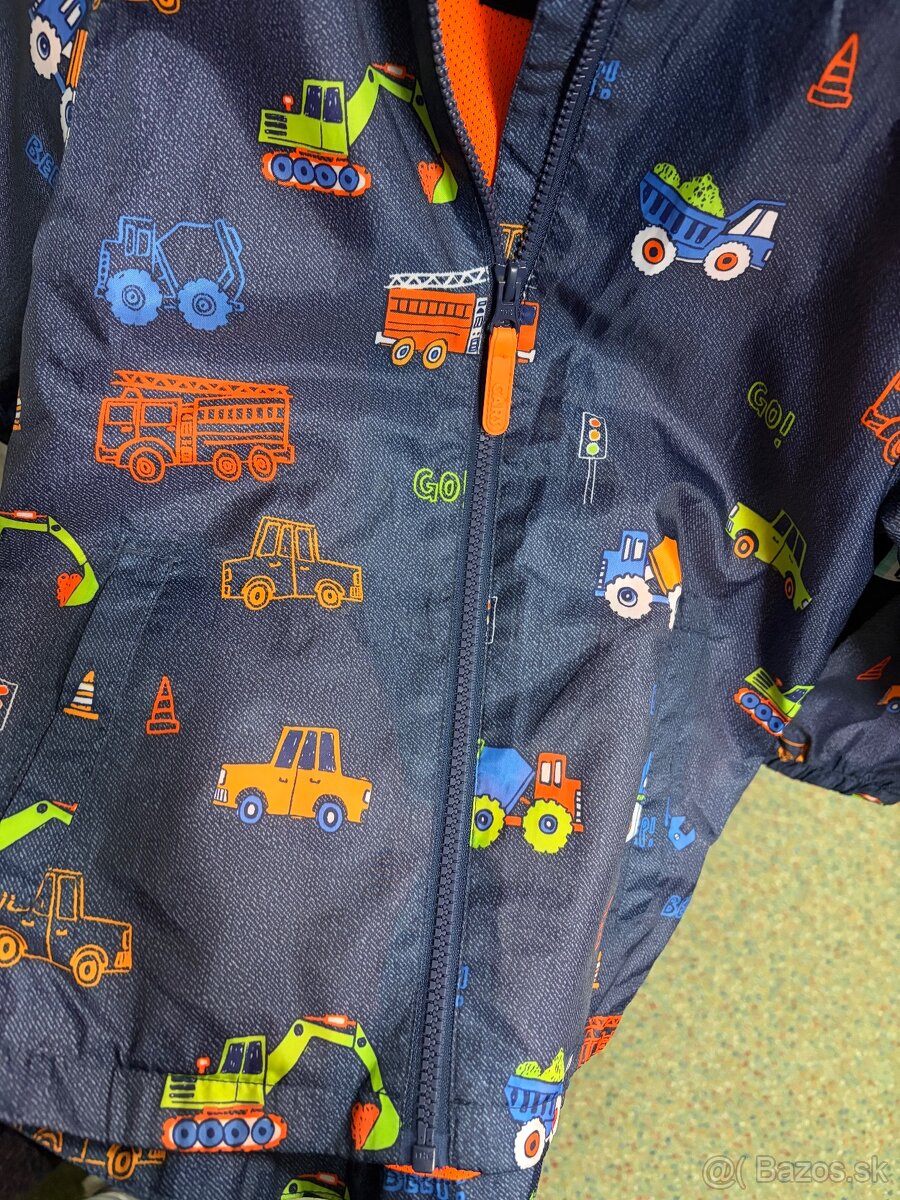 Lahka bundicka proti vetru - 3