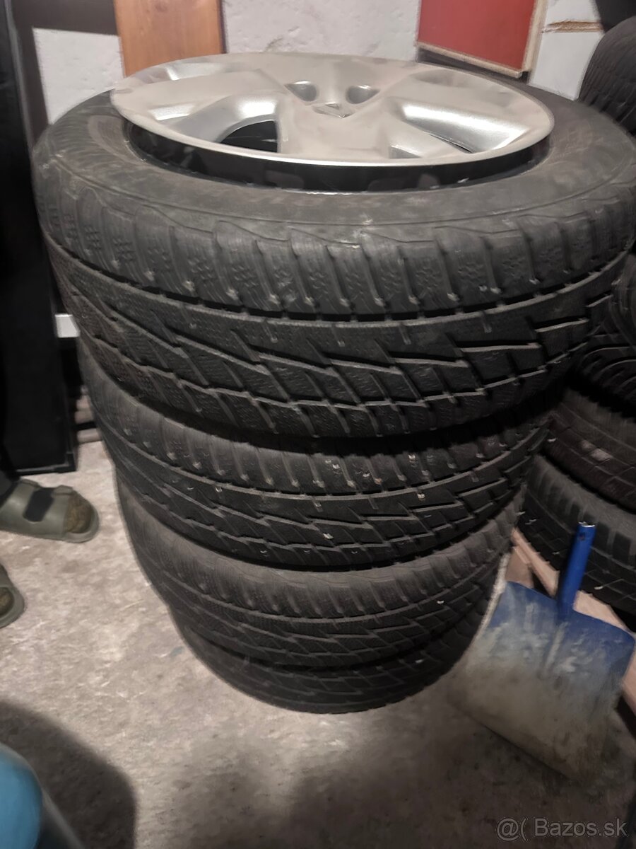 Plechové disky 5x114,3 R16 + pneu - 3