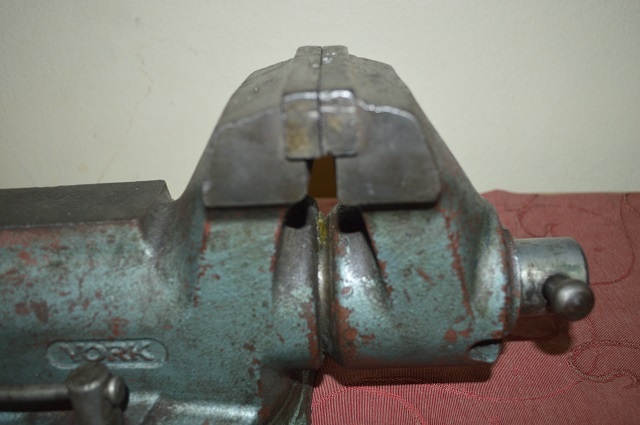 predam kvalitny socialisticky zverak YORK - 3