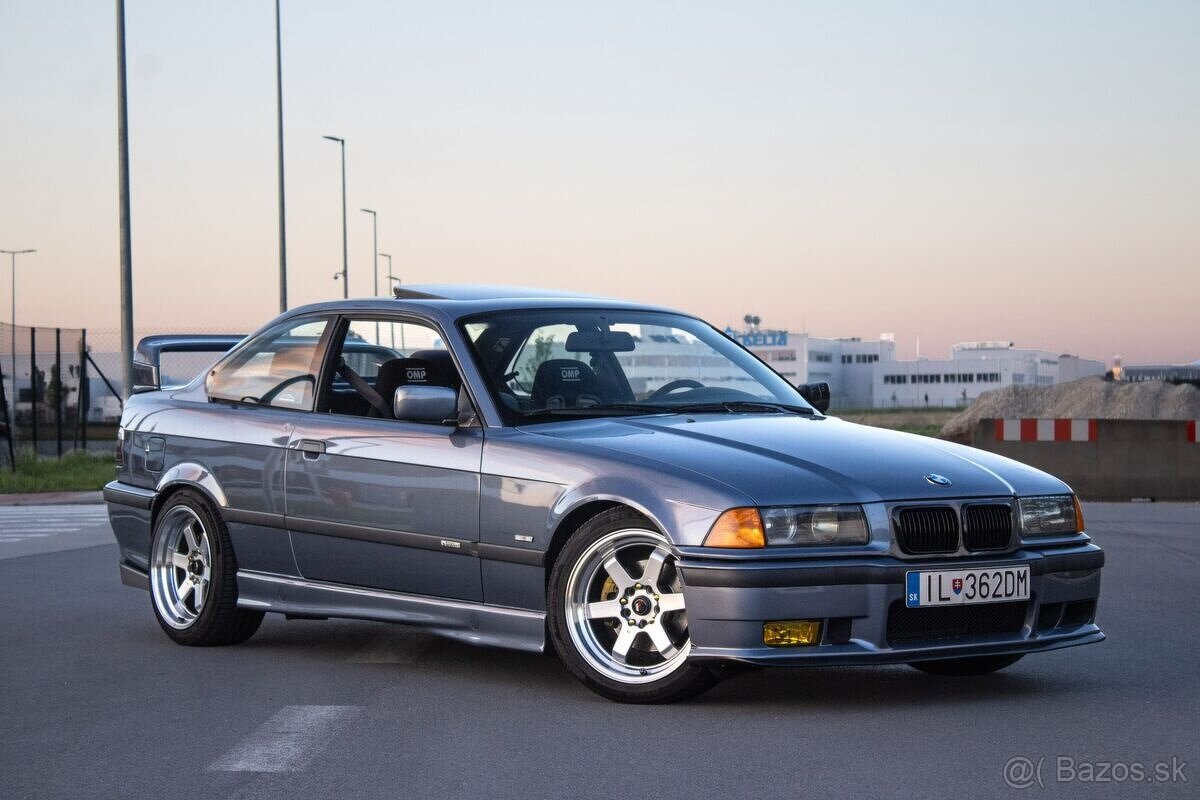BMW E36 325i coupe - 3