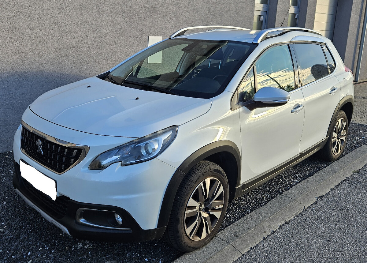 Peugeot 2008 1.2 PureTech 110k Allure - 3