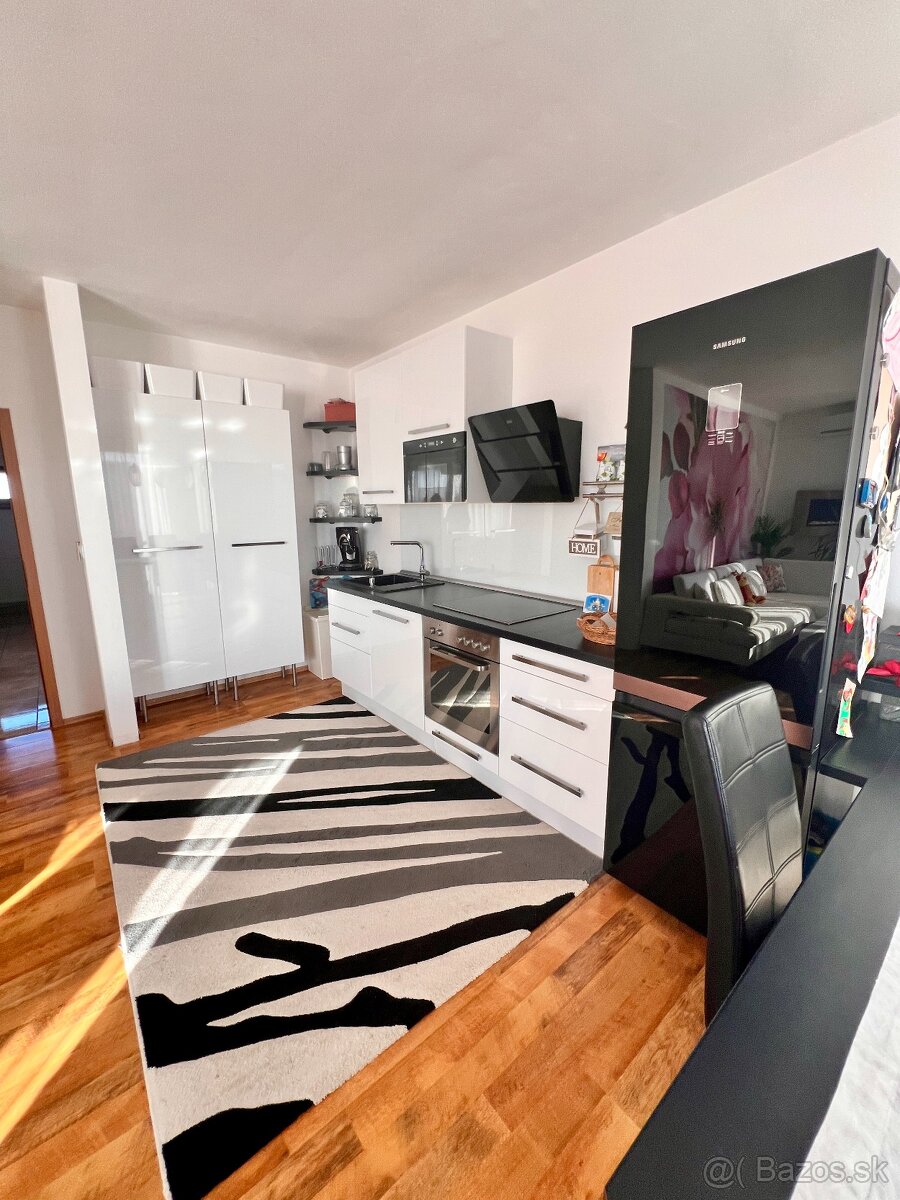 Slnečný trojizbový byt v Piešťanoch - 3