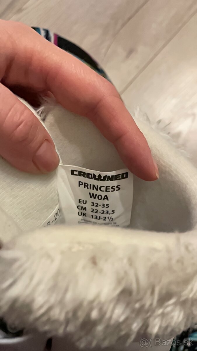 Dievcenske korcule 32-35 - 3