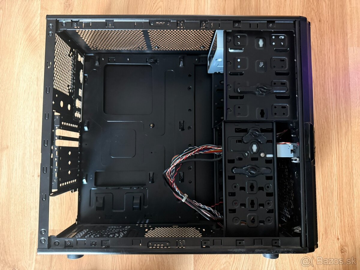 PC skriňa Thermaltake - 3