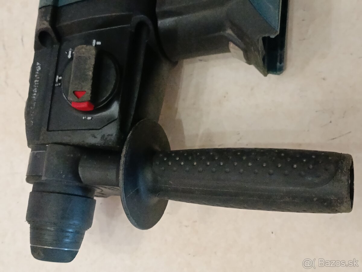 Bosch 18V vŕtacie kladivo - 3