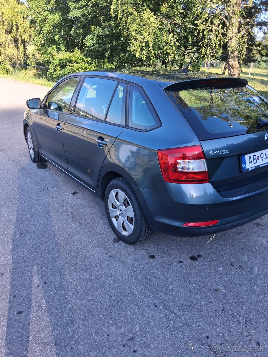 Predam škodu Rapid Spaceback 1.4 tdi r.v.2016 - 3