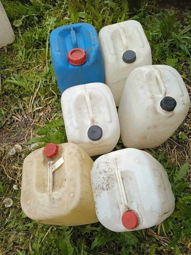 Predam plastove barely 50l,bandasky 10l,15l,20l - 3