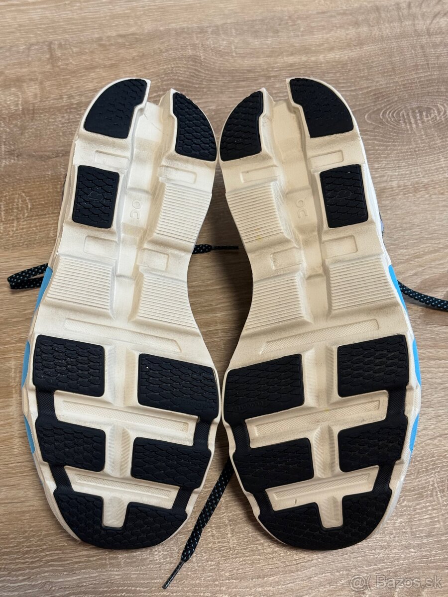 Hoka Cloudmonster 2 - 3